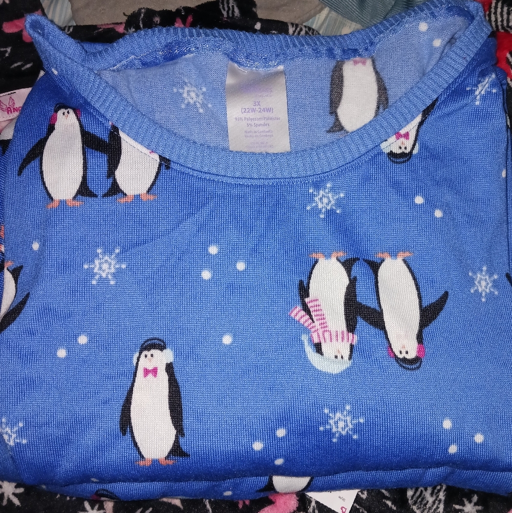 Cozy Blue Penguin Print Pajama Set - Picture 3 of 3